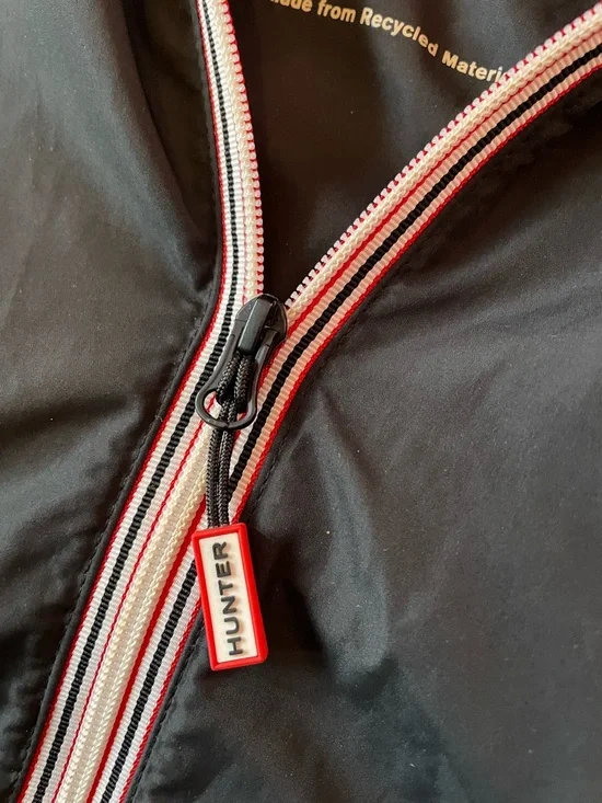 NWOT HUNTER size large Black Windbreaker Jacket with Contrast Trim - Picture 4 of 8